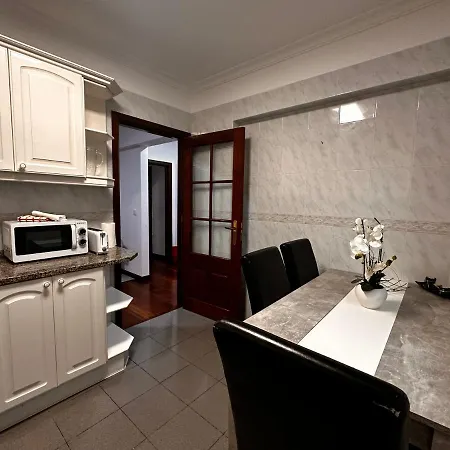 Lägenhet Sao Goncalo Apartamento